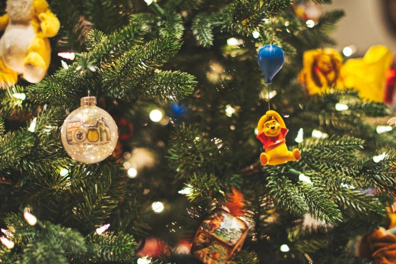 Make Your Artificial Christmas Tree Smell Like a Real One with These Easy DIY Diffuser Ornaments